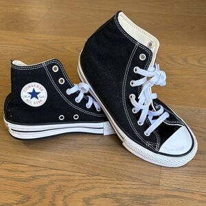 Chuck Taylor All Star Hi Top Sneaker